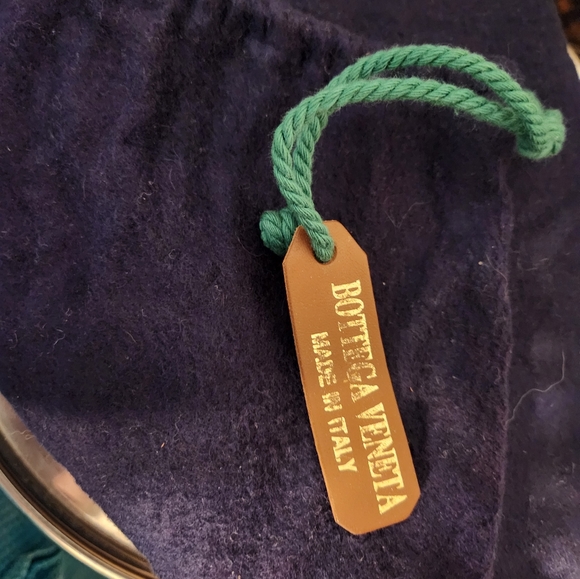 Bottega Vaneta Pouch - Picture 14 of 14